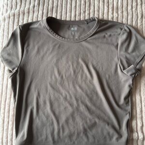 Uniqlo -Airism Cropped T Shirt